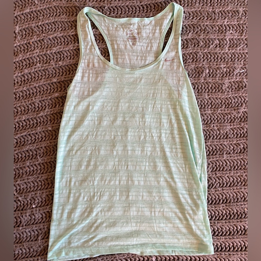 Nike workout top